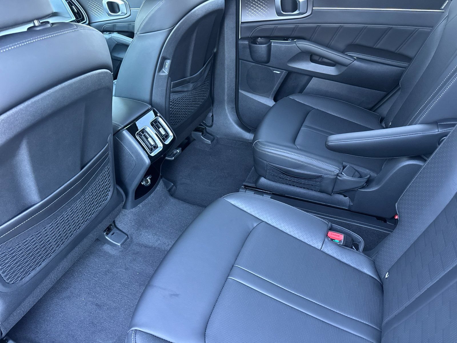 New 2026 Kia Sorento SX FWD image 12