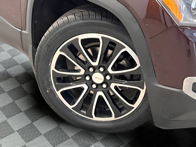 Used 2017 GMC Acadia SLT AWD/4WD image 30