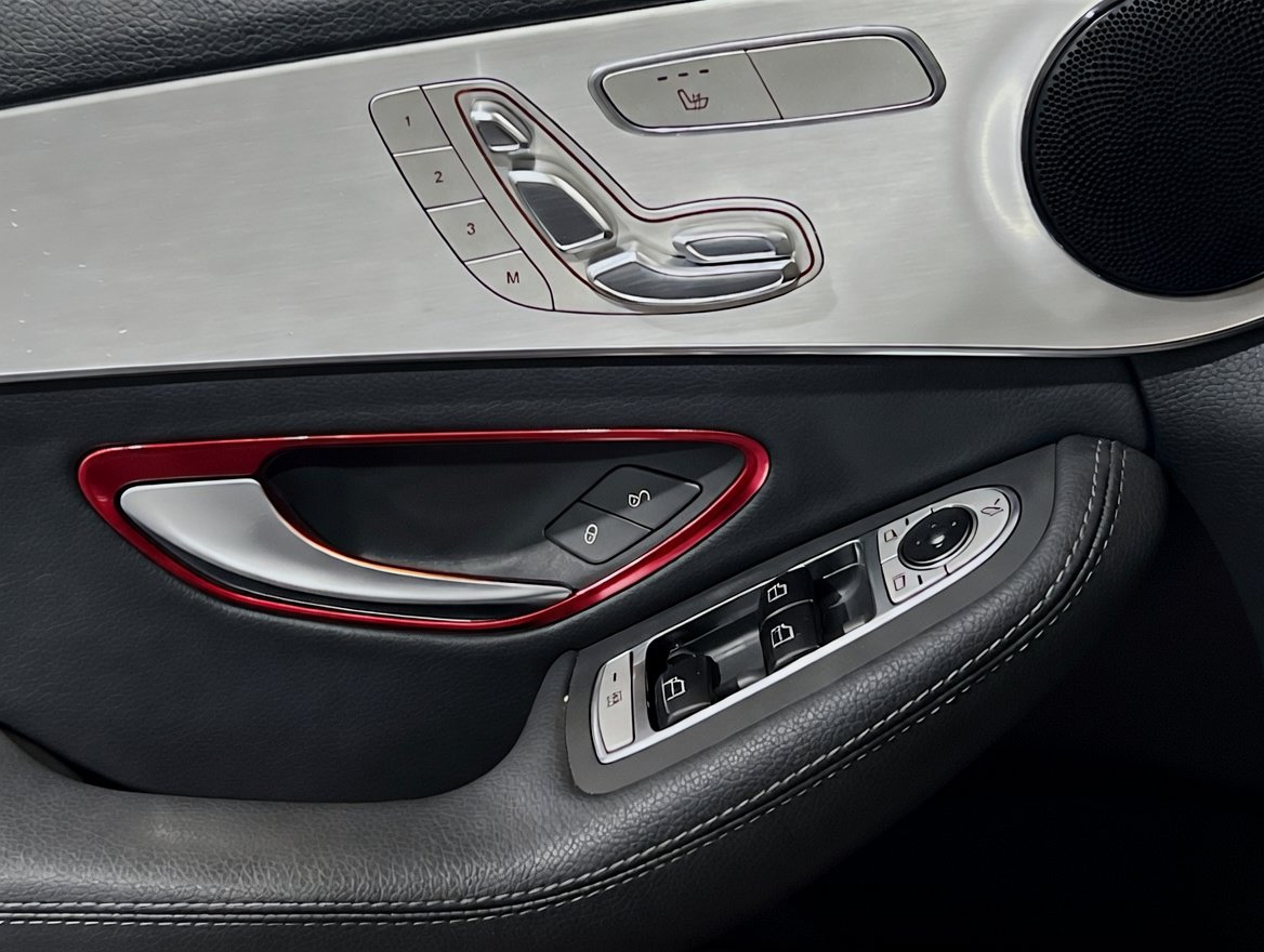Used 2019 Mercedes-Benz C 300 Sedan image 13
