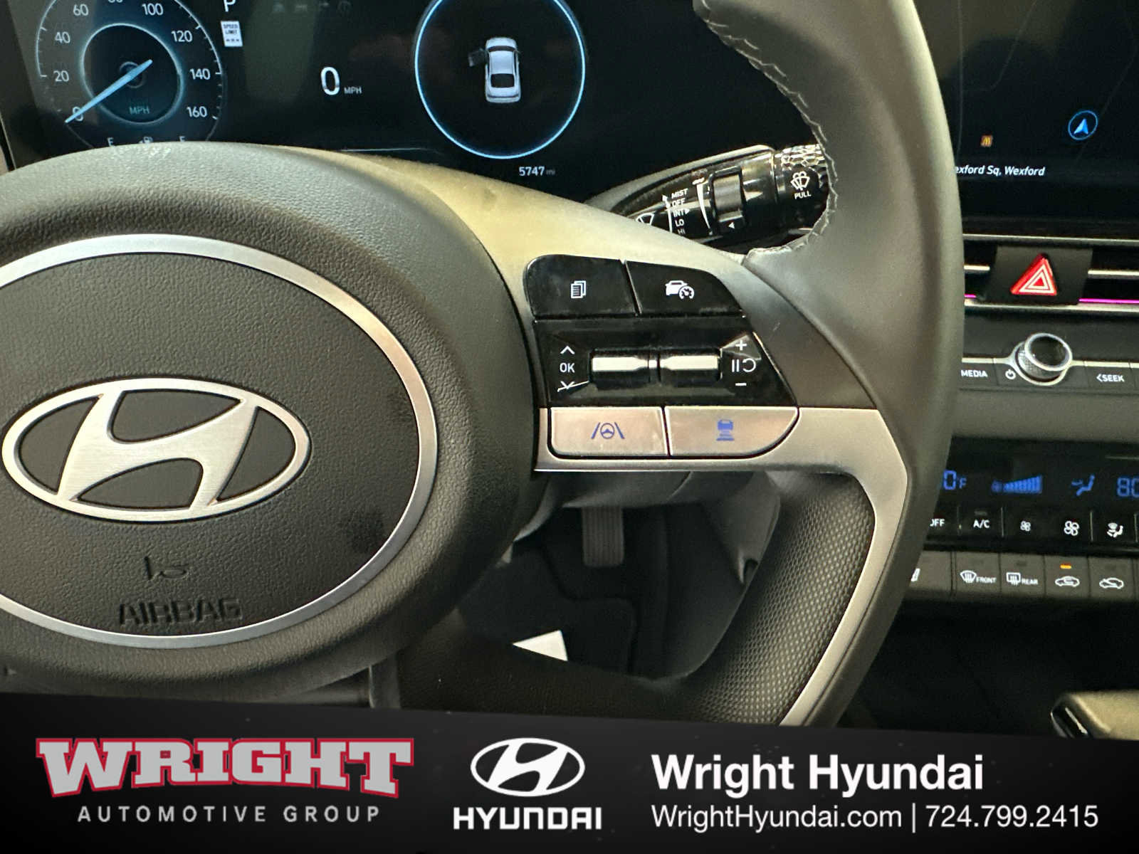 Certified 2025 Hyundai Elantra SEL image 21