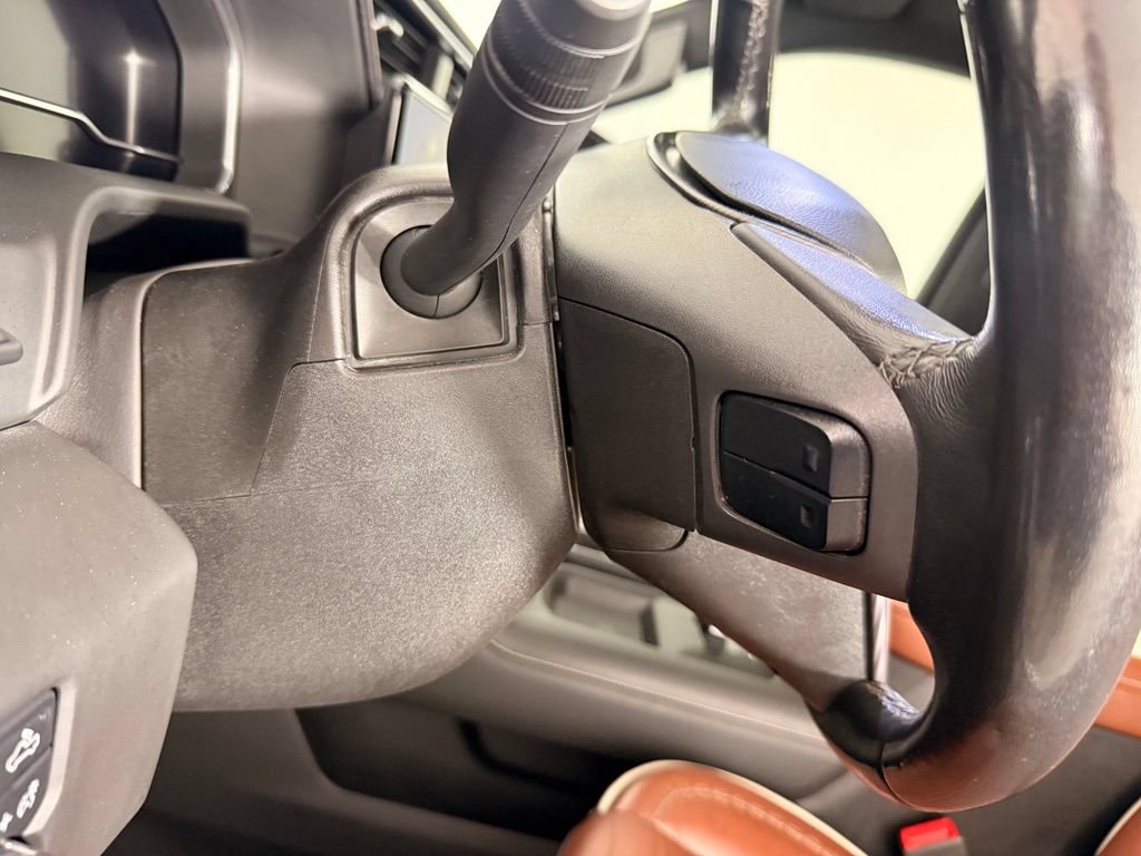 Used 2024 GMC Sierra 3500 Denali Ultimate AWD/4WD image 33