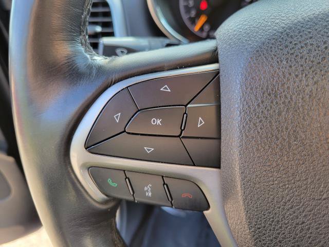 Used 2018 Jeep Grand Cherokee Laredo w/ Security & Convenience Group AWD/4WD image 24