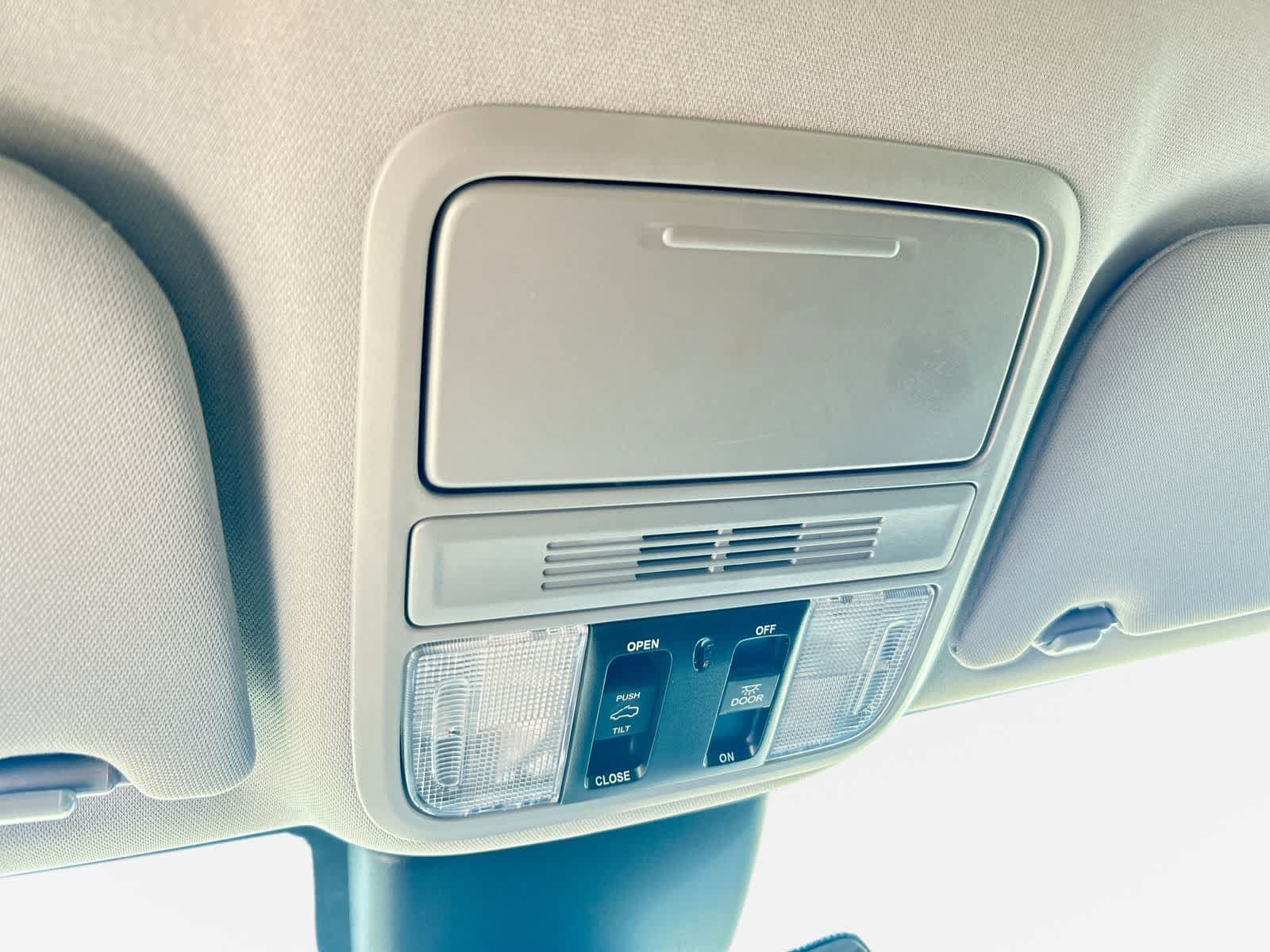 Used 2024 Honda Odyssey EX-L image 17
