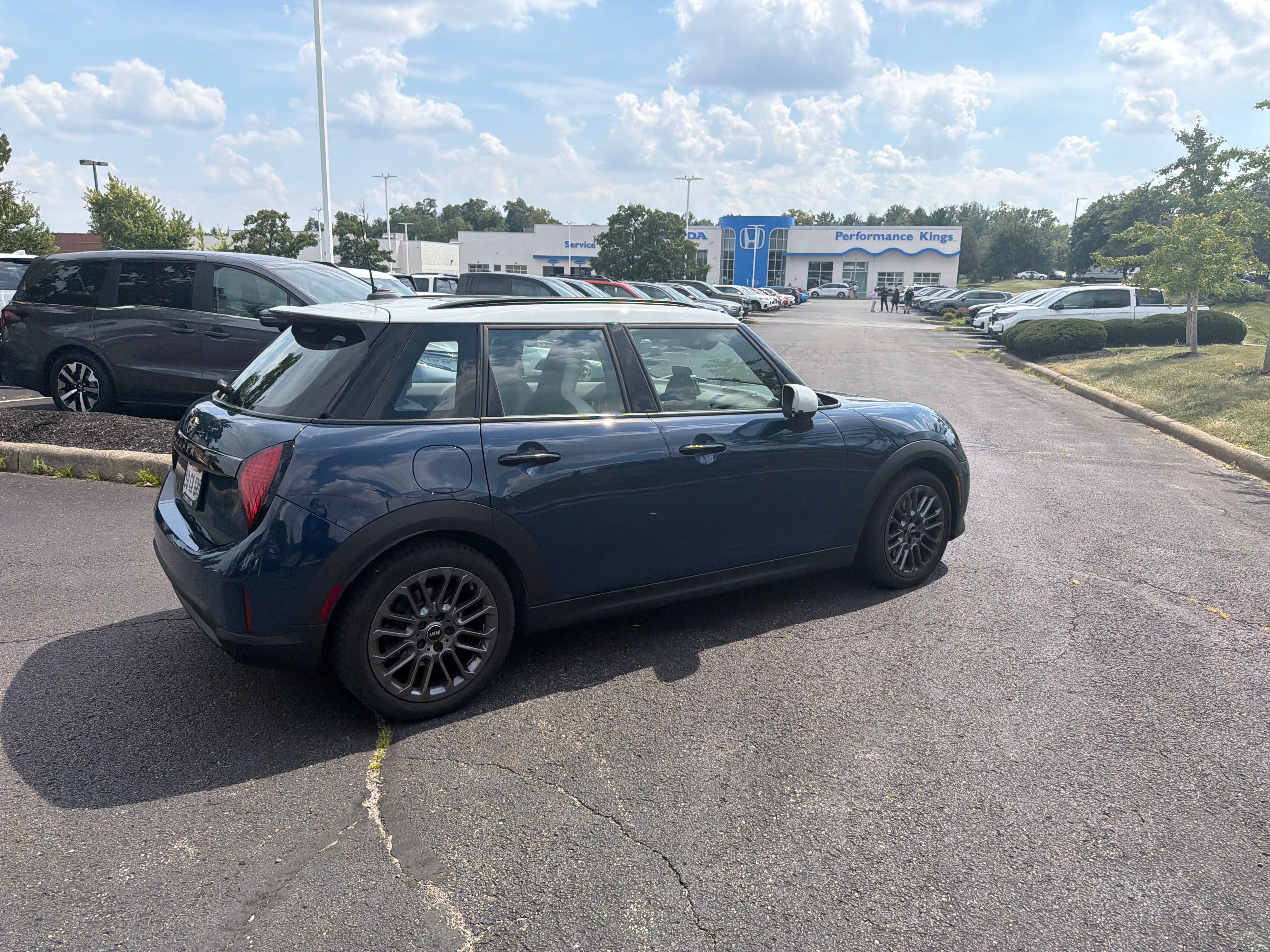 Used 2025 MINI Cooper S FWD image 17