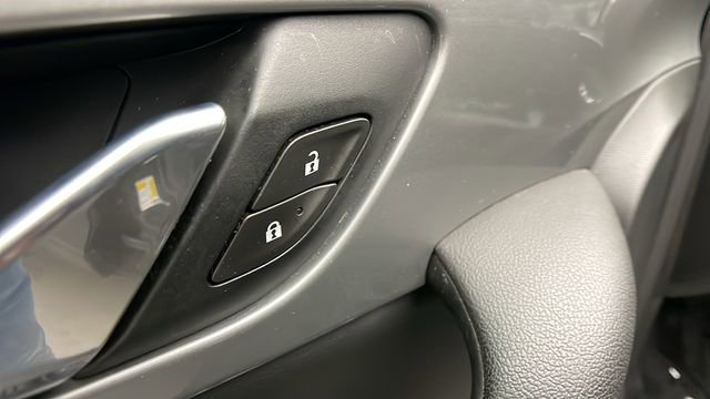 Used 2020 Chevrolet Blazer LT w/ LPO, Floor Liner Package image 9