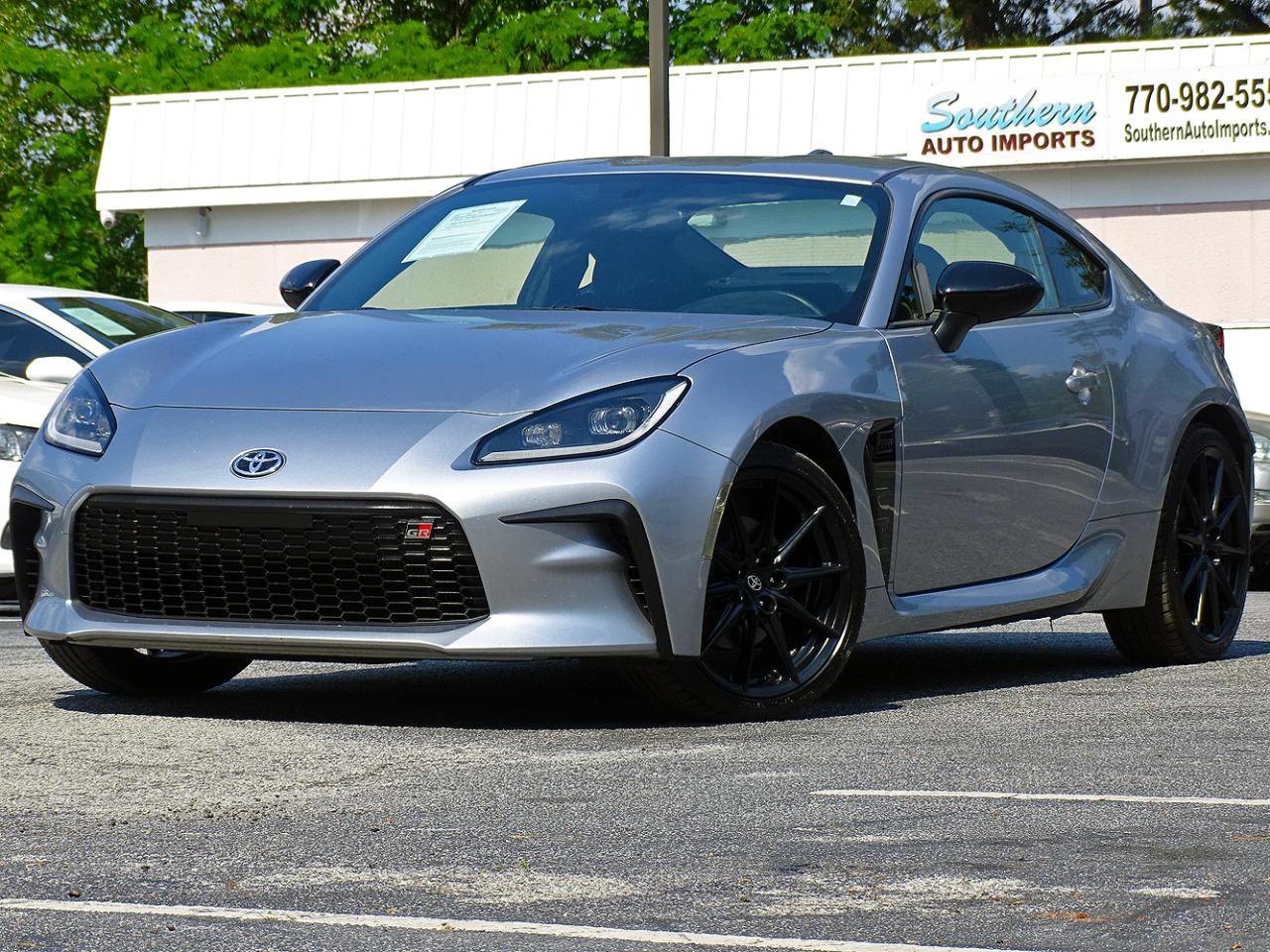 Used 2024 Toyota GR86 Premium RWD image 4