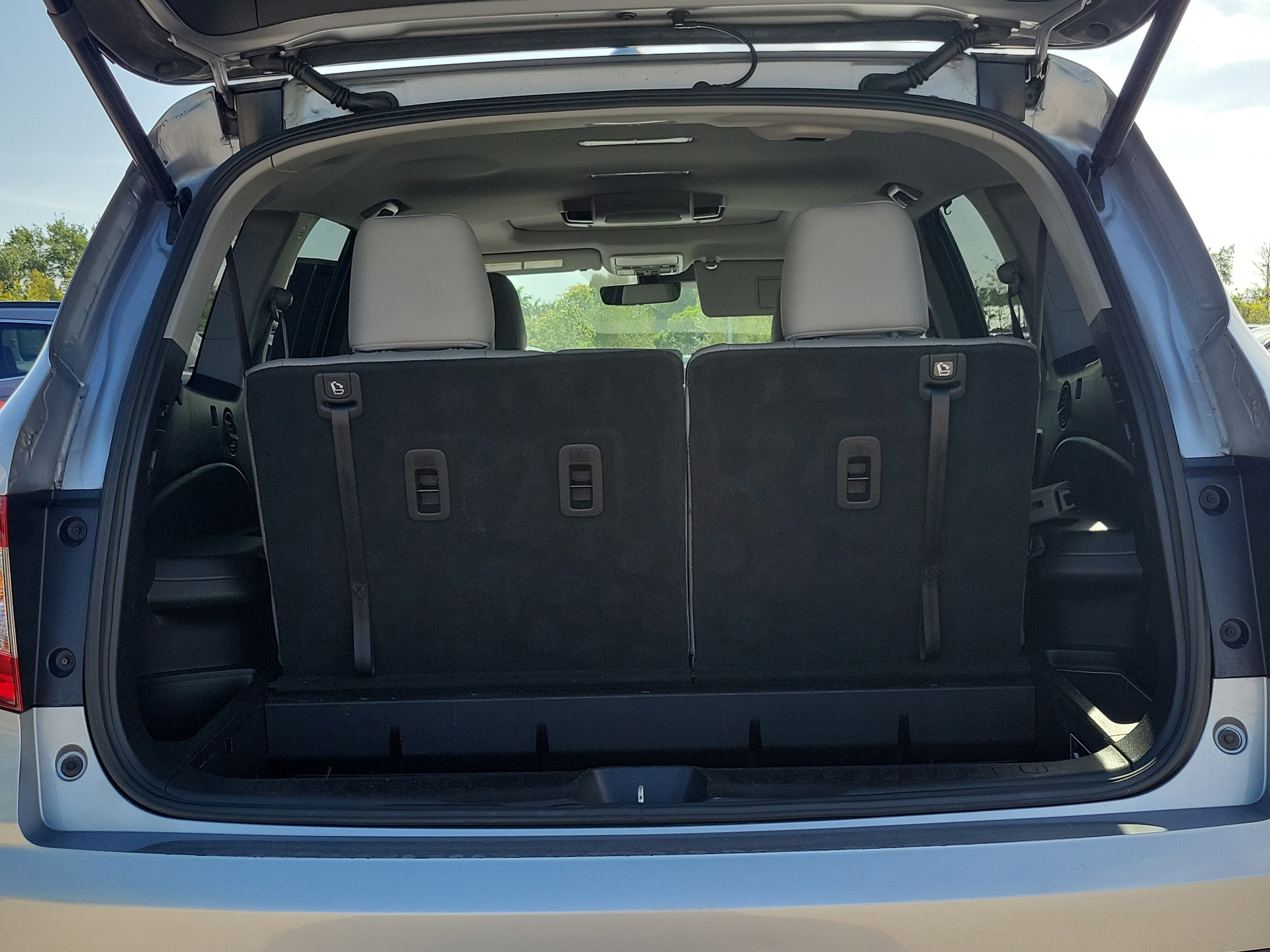 Used 2019 Honda Pilot Touring image 13