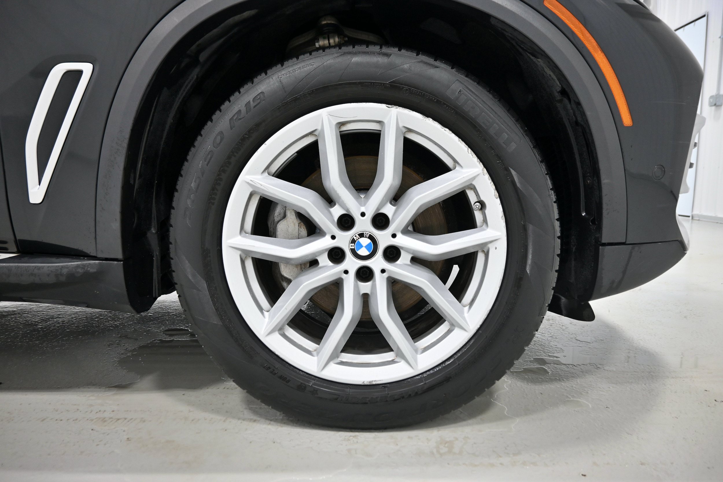 Used 2019 BMW X5 xDrive40i w/ Convenience Package AWD/4WD image 40