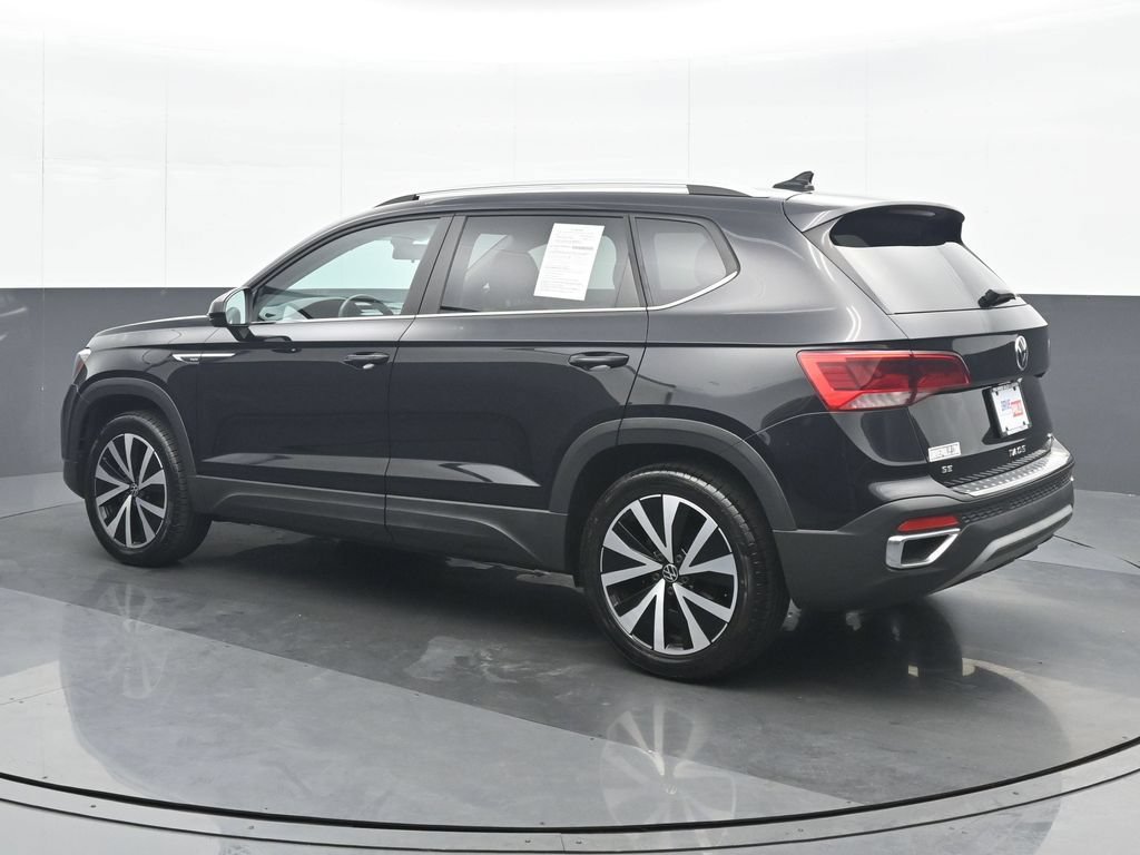 Used 2022 Volkswagen Taos SE AWD/4WD image 4