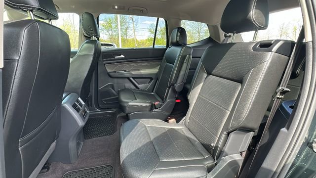 Used 2021 Volkswagen Atlas SEL R-Line w/ Atlas Adventure Package AWD/4WD image 33
