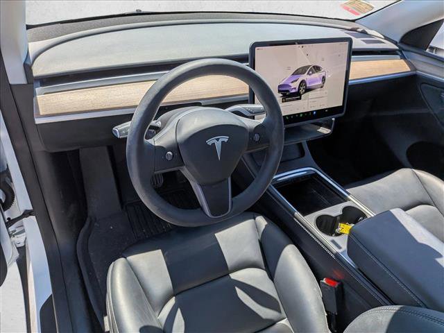 Used 2024 Tesla Model Y Long Range image 9