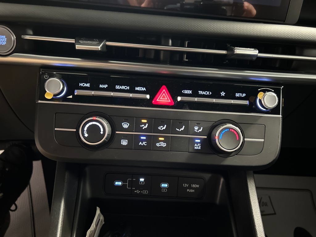New 2027 Hyundai Santa Cruz SE AWD/4WD image 17