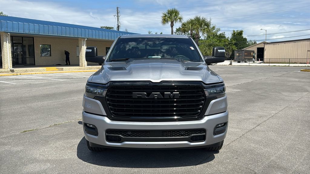 Used 2025 RAM 1500 Laramie w/ Night Edition AWD/4WD image 9