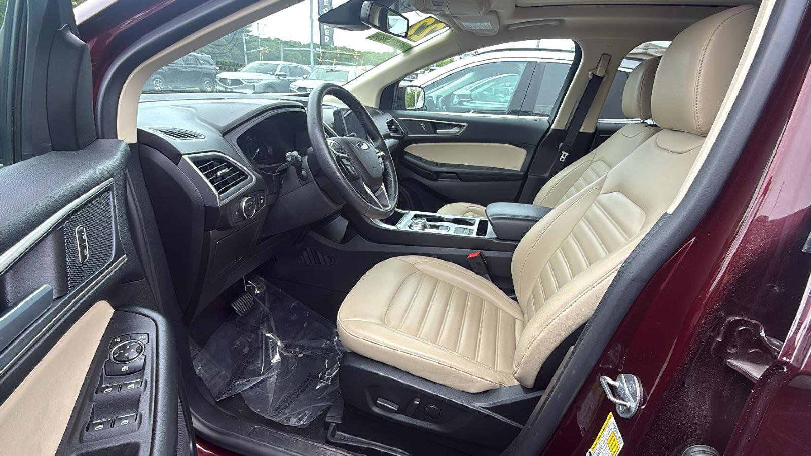 Used 2022 Ford Edge SEL w/ Convenience Package AWD/4WD image 12