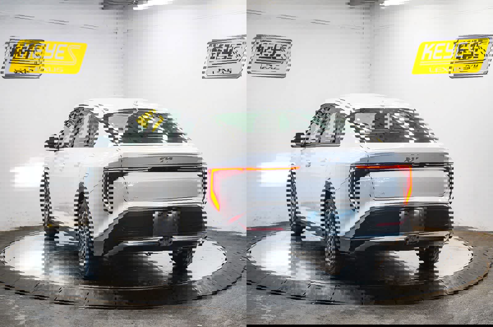 Used 2025 Kia K4 LXS image 2