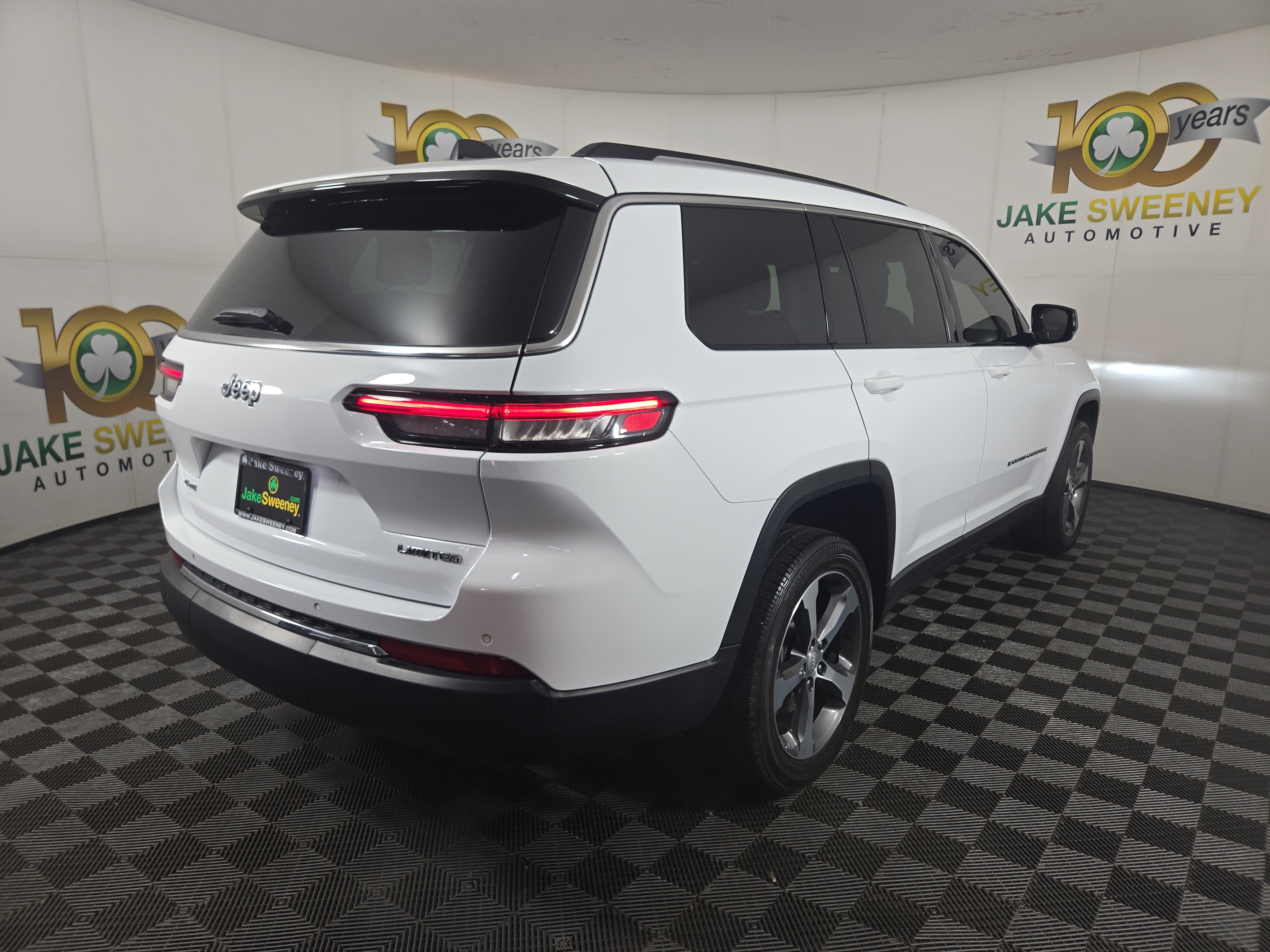 Used 2023 Jeep Grand Cherokee L Limited image 10
