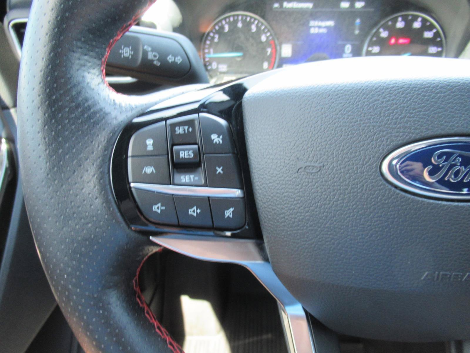 Used 2022 Ford Explorer ST-Line w/ Class IV Trailer Tow Package RWD image 25