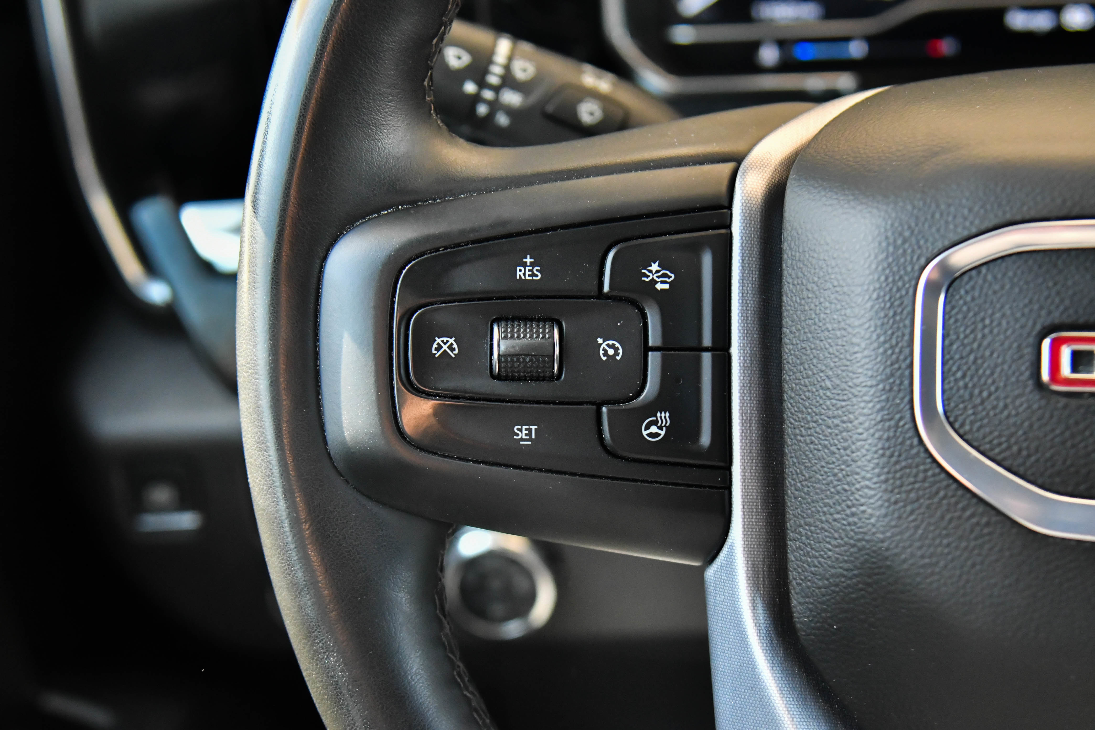Used 2025 GMC Sierra 1500 Elevation AWD/4WD image 32