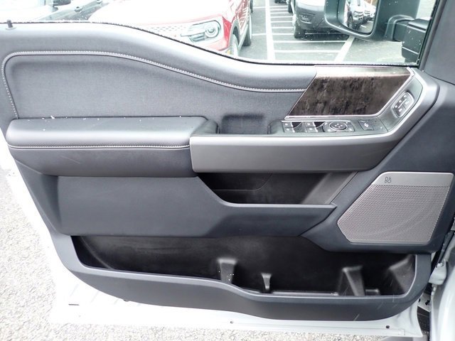 Used 2025 Ford F350 Lariat w/ Lariat Ultimate Package image 21