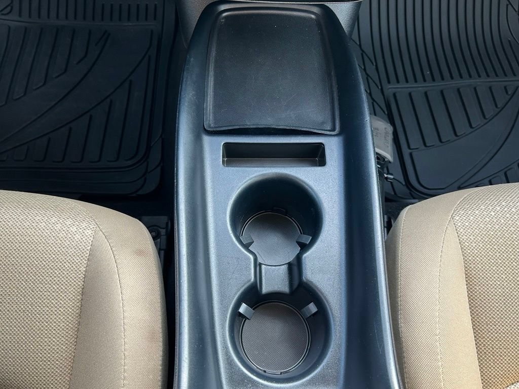 Used 2021 Toyota Prius LE FWD image 34