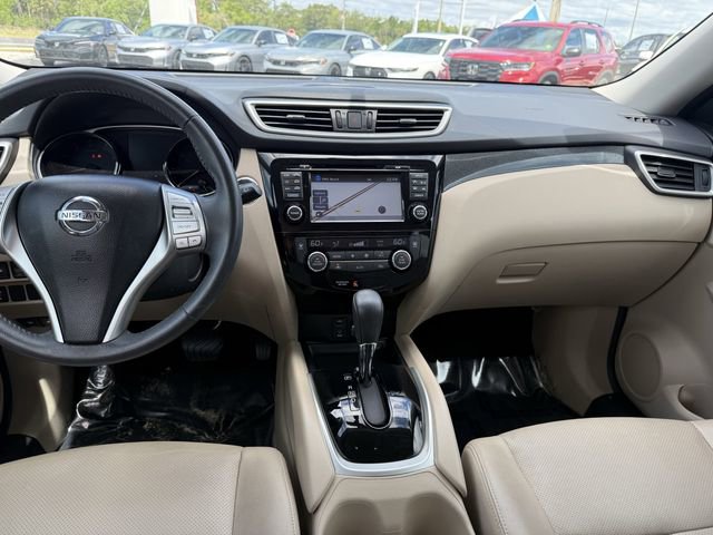 Used 2016 Nissan Rogue SL w/ SL Premium Package FWD image 22