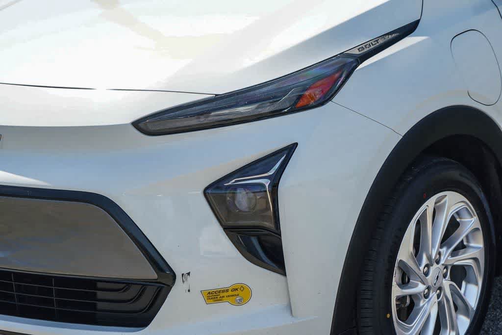 Used 2022 Chevrolet Bolt EUV LT w/ Driver Confidence Package FWD image 8