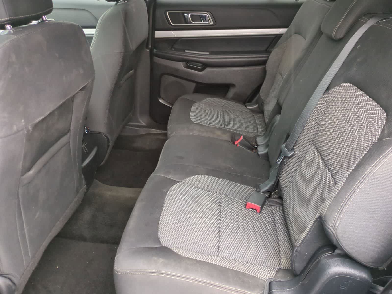 Used 2017 Ford Explorer XLT AWD/4WD image 19