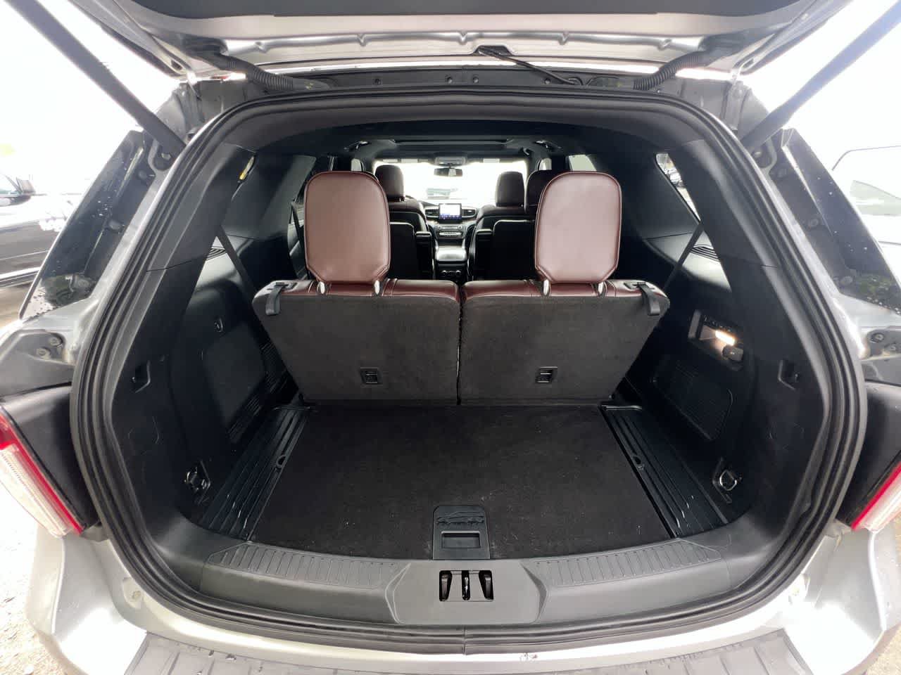 Used 2020 Ford Explorer Platinum AWD/4WD image 25