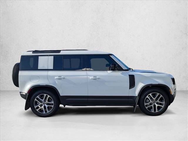 Certified 2025 Land Rover Defender 110 S AWD/4WD image 4