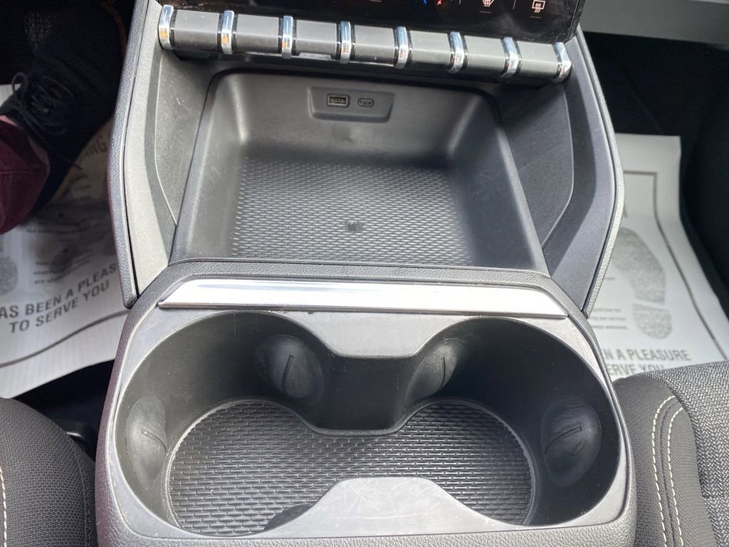 Used 2025 GMC Terrain Elevation w/ Technology Package II image 19