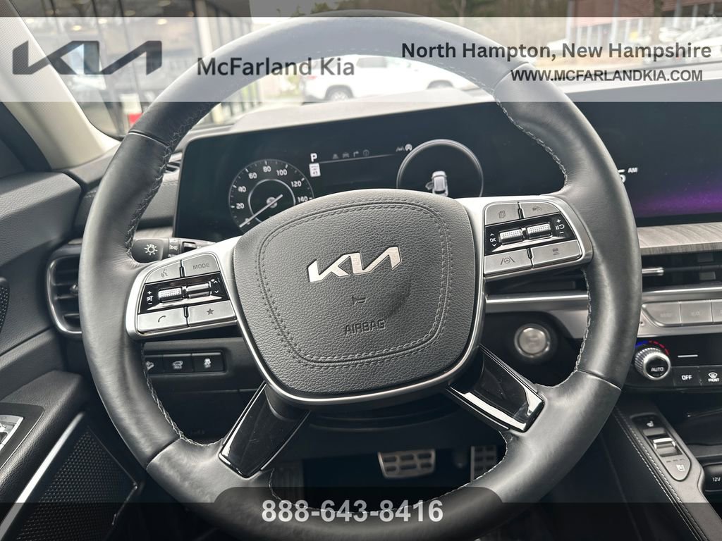 Used 2024 Kia Telluride SX w/ Towing Package image 15