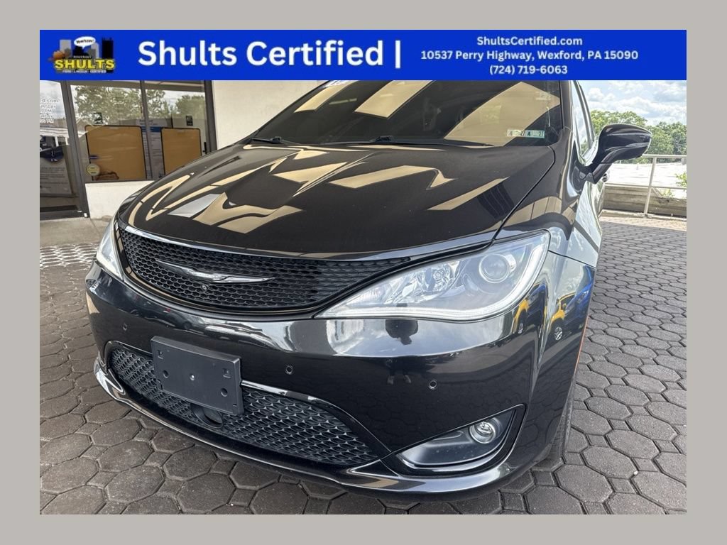Used 2019 Chrysler Pacifica Limited w/ Advanced Safetytec Group FWD image 1