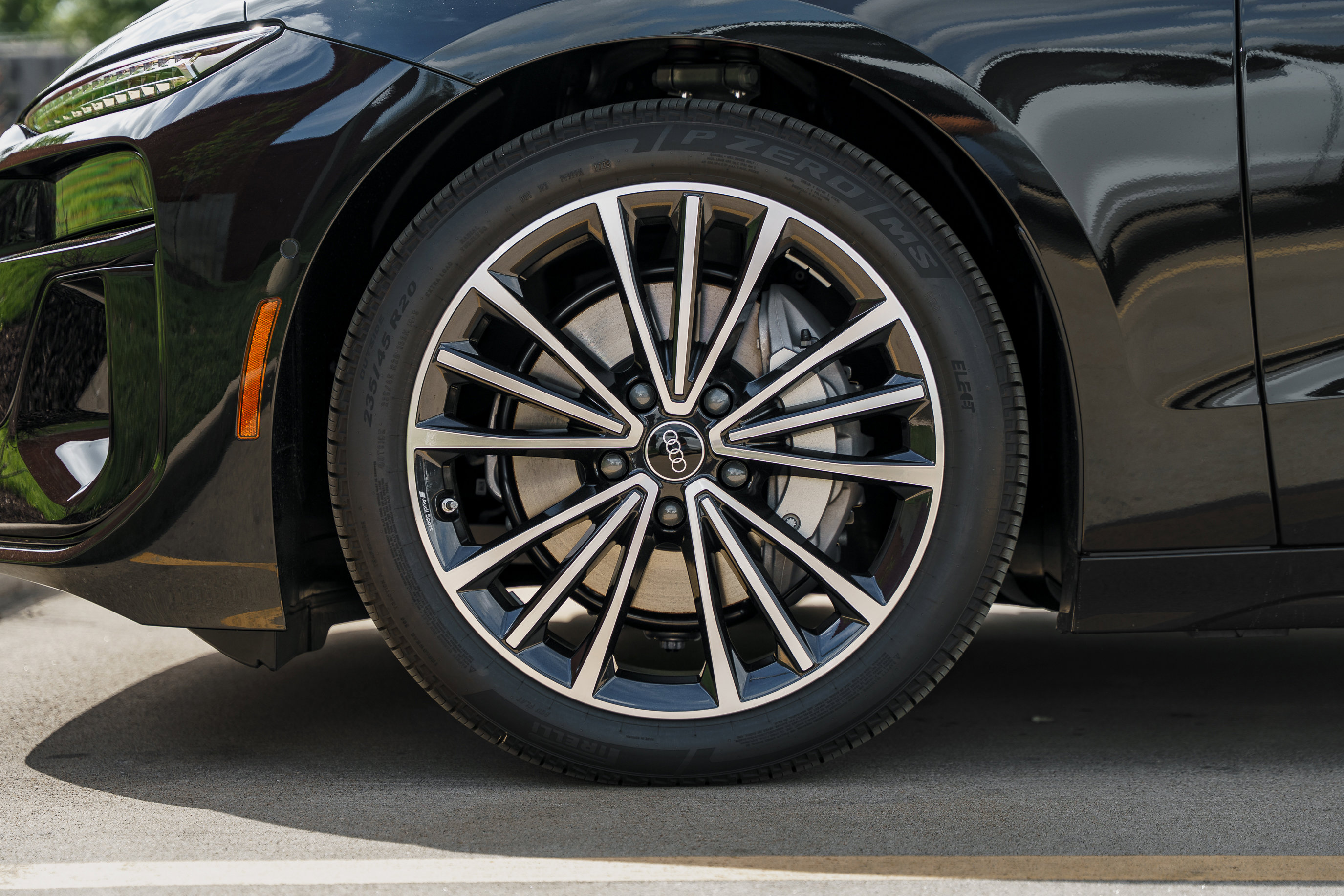 New 2027 Audi A6 e-tron Premium Plus image 30