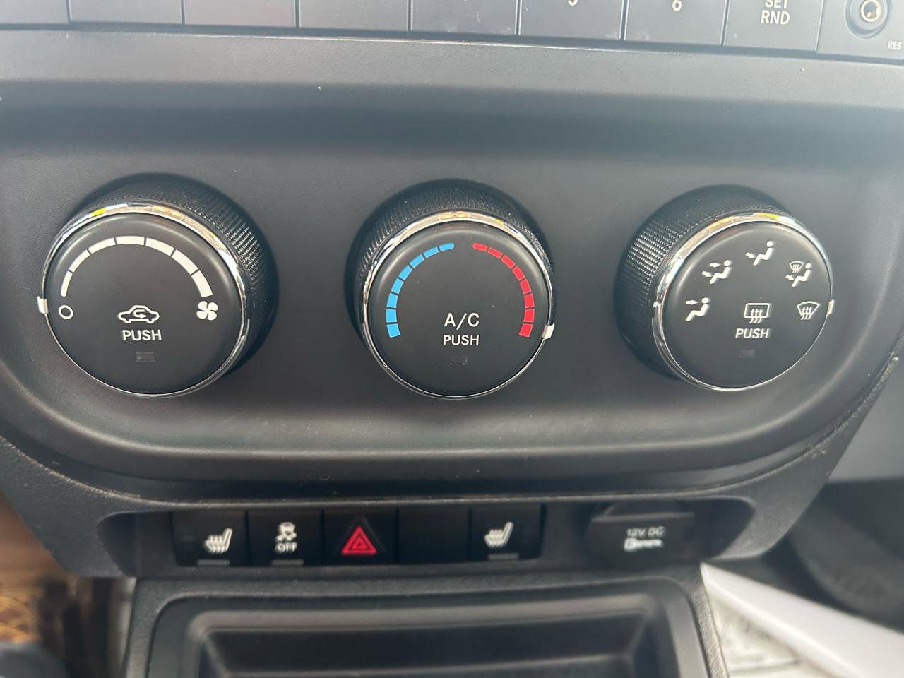 Used 2016 Jeep Patriot High Altitude image 24