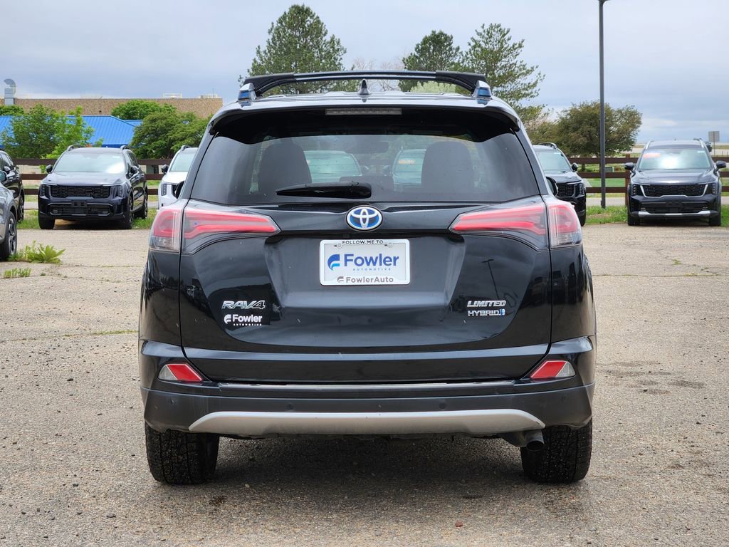 Used 2018 Toyota RAV4 Limited w/ Carpet Mat Package AWD/4WD image 12