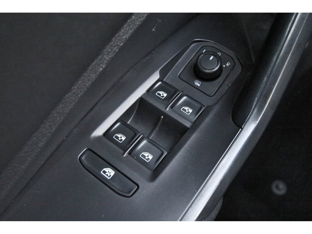 Used 2019 Volkswagen Jetta S FWD image 25