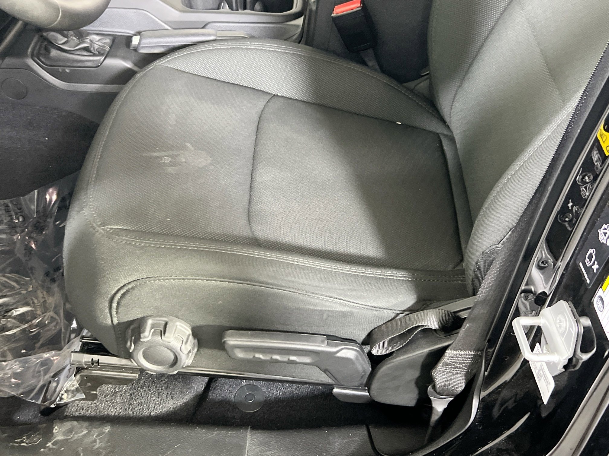 Used 2023 Jeep Wrangler Unlimited Sport image 19