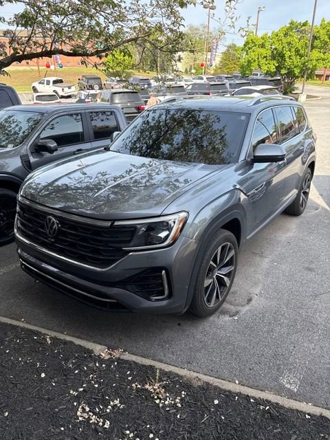 Used 2024 Volkswagen Atlas SEL Premium R-Line