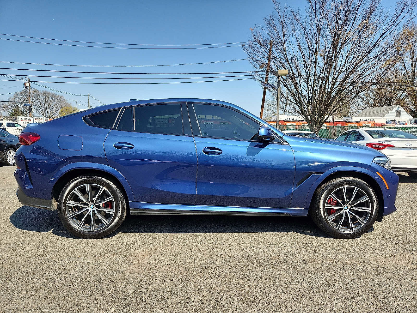 Used 2023 BMW X6 xDrive40i w/ M Sport Package image 7