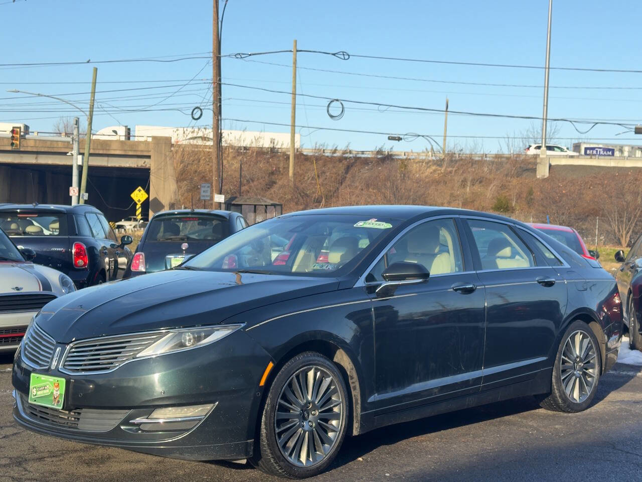 Used 2014 Lincoln MKZ AWD image 2
