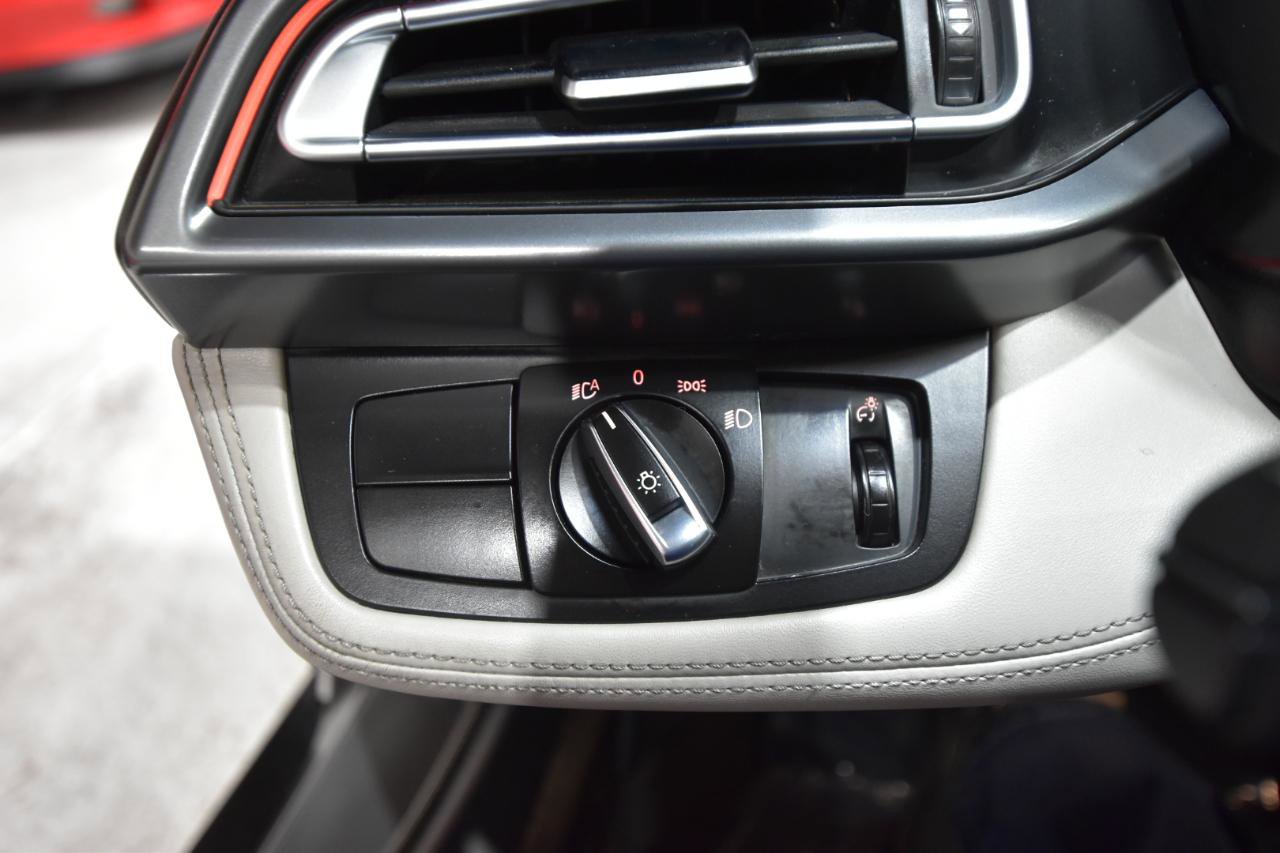 Used 2016 BMW i8 AWD/4WD image 14