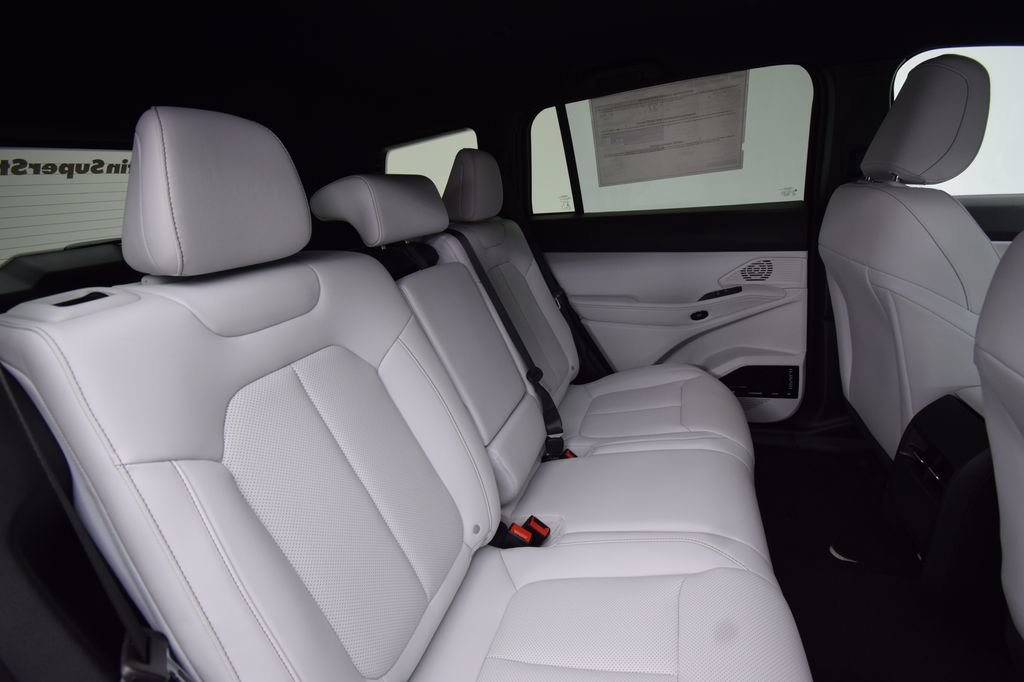 New 2026 Jeep Cherokee Limited AWD/4WD image 18