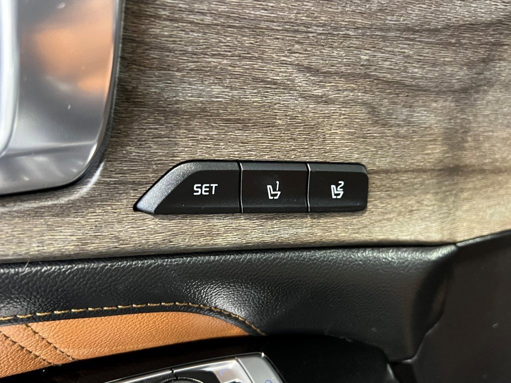 Used 2022 Kia Sorento SX Prestige w/ Rust Color Package image 28