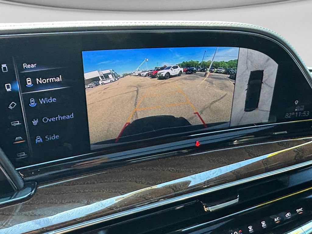 Used 2021 Cadillac Escalade Premium Luxury Platinum AWD/4WD image 37