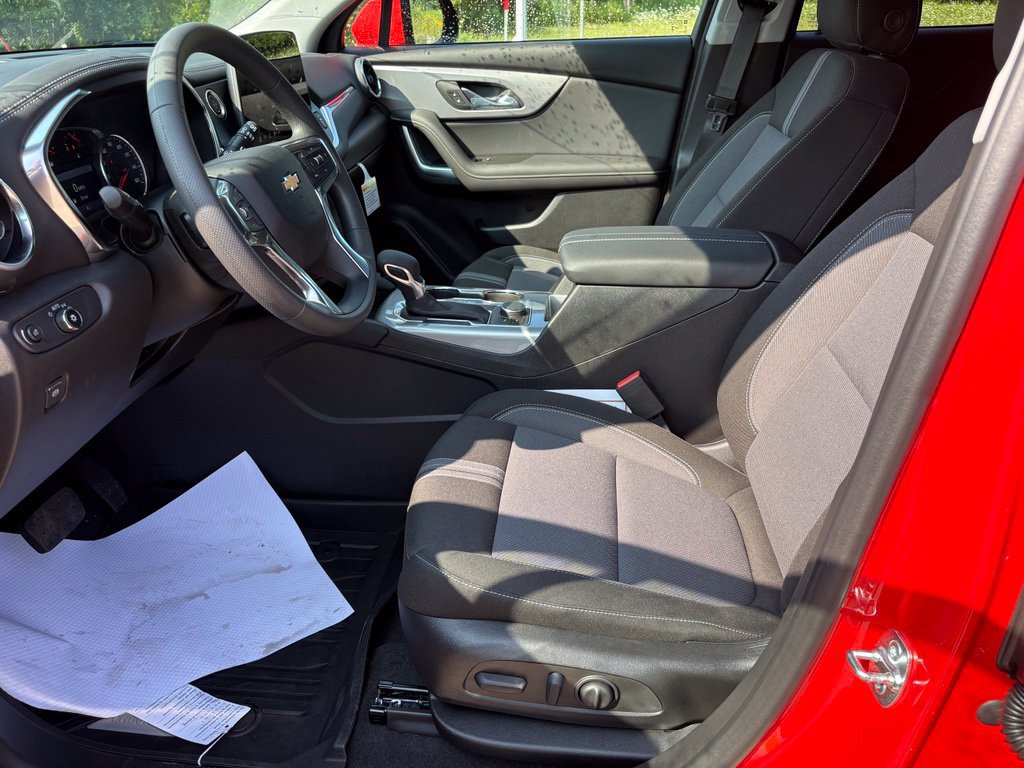 New 2026 Chevrolet Blazer LT w/ LPO, Floor Liner Package FWD image 15