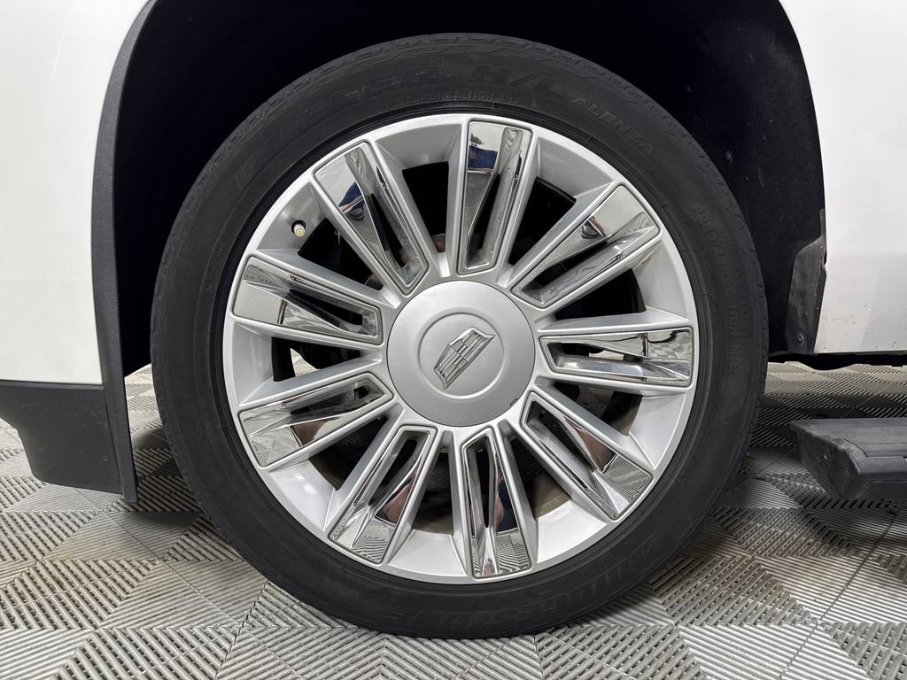 Used 2019 Cadillac Escalade Platinum AWD/4WD image 23