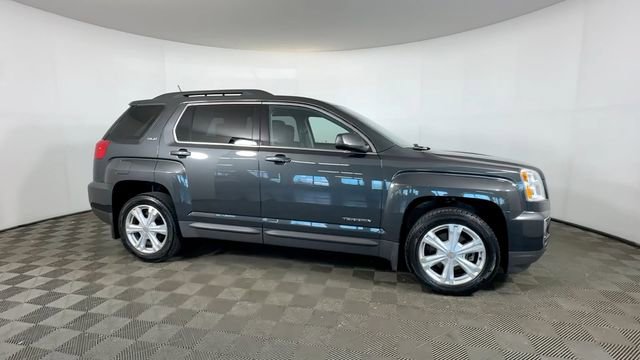 Used 2017 GMC Terrain SLE w/ Convenience Package AWD/4WD image 3