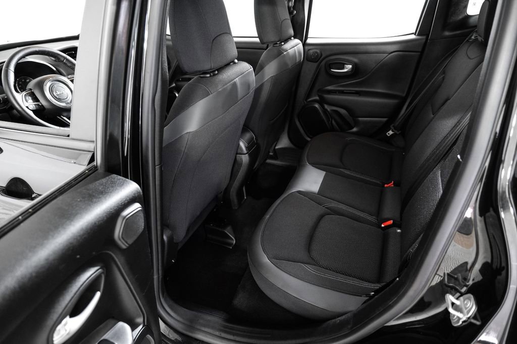 Used 2023 Jeep Renegade Altitude w/ Sun/Sound Group image 40