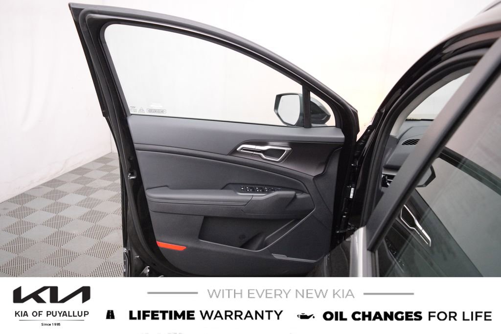 New 2026 Kia Sportage EX image 9