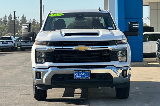 Used 2025 Chevrolet Silverado 2500 LT w/ Convenience Package AWD/4WD image 9